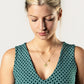 collana catena tondo/charm stella indossata