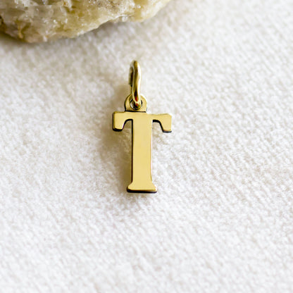 l?iniziale T del tuo nome da aggiungere alla tua collana
