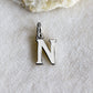 ciondolo lettera N in argento 925 da agganciare alla catena della collana